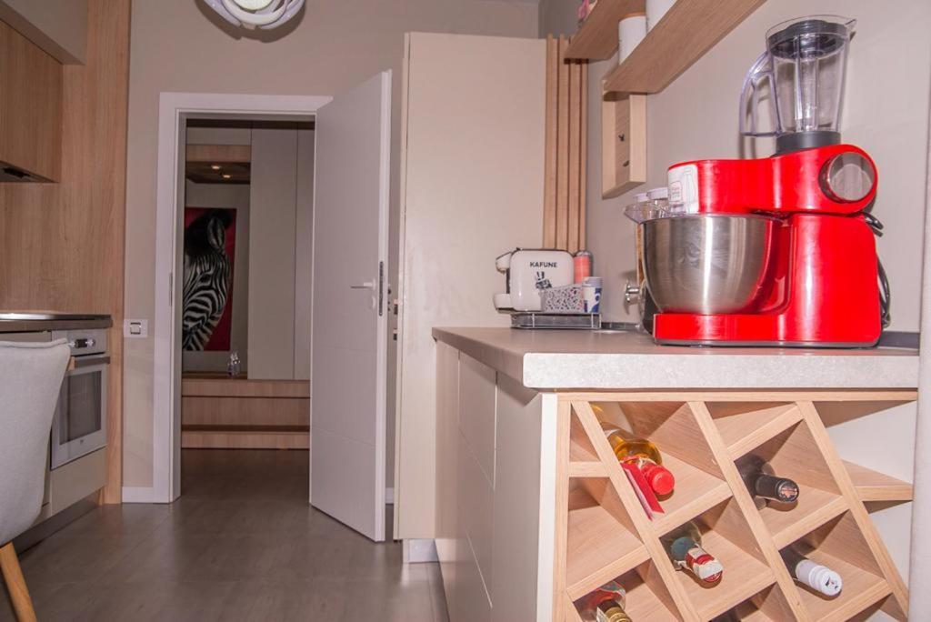 Anda Apartment Mamaia Luaran gambar